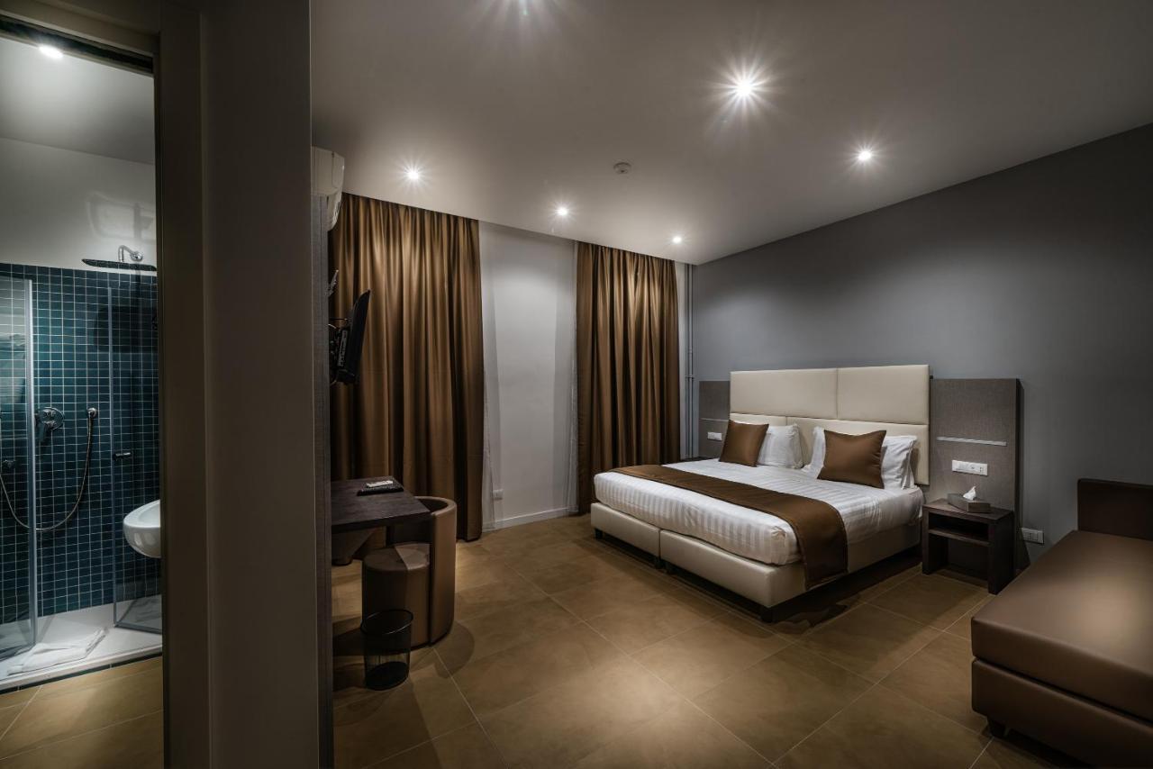 Trinita Grand Suite روما المظهر الخارجي الصورة