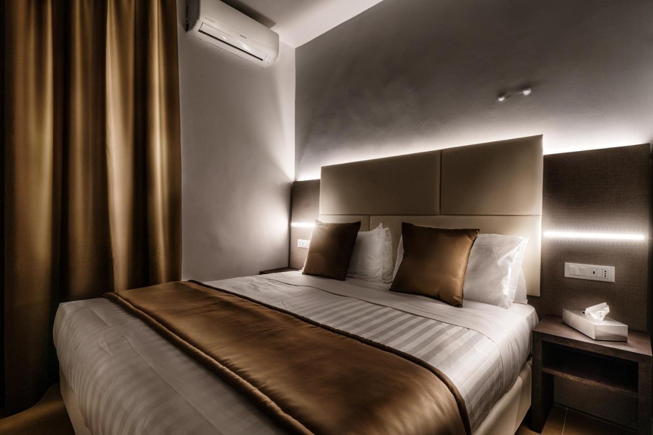 Trinita Grand Suite روما المظهر الخارجي الصورة